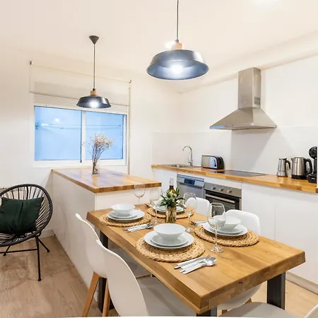 Daire Turistico A 140 M Playa Canelinas- Portonovo- 2 Habit 4-6 Pax 102 *