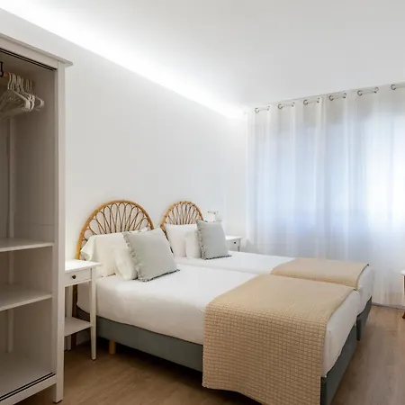 Turistico A 140 M Playa Canelinas- Portonovo- 2 Habit 4-6 Pax 102