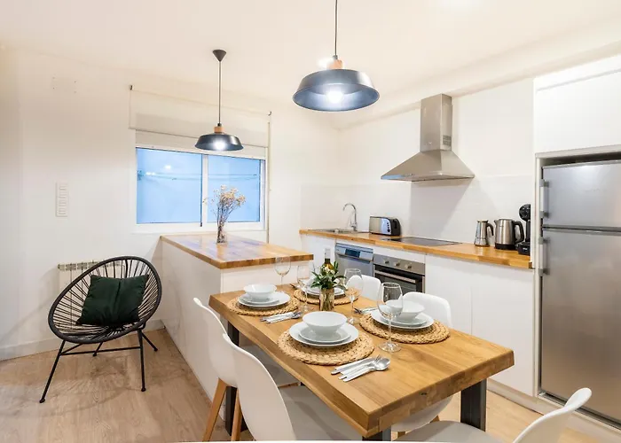 شقة Turistico A 140 M Playa Canelinas- Portonovo- 2 Habit 4-6 Pax 102 *