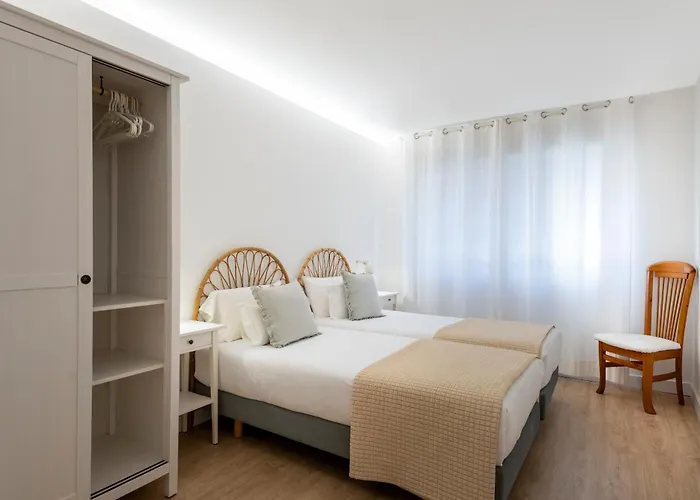 Turistico A 140 M Playa Canelinas- Portonovo- 2 Habit 4-6 Pax 102